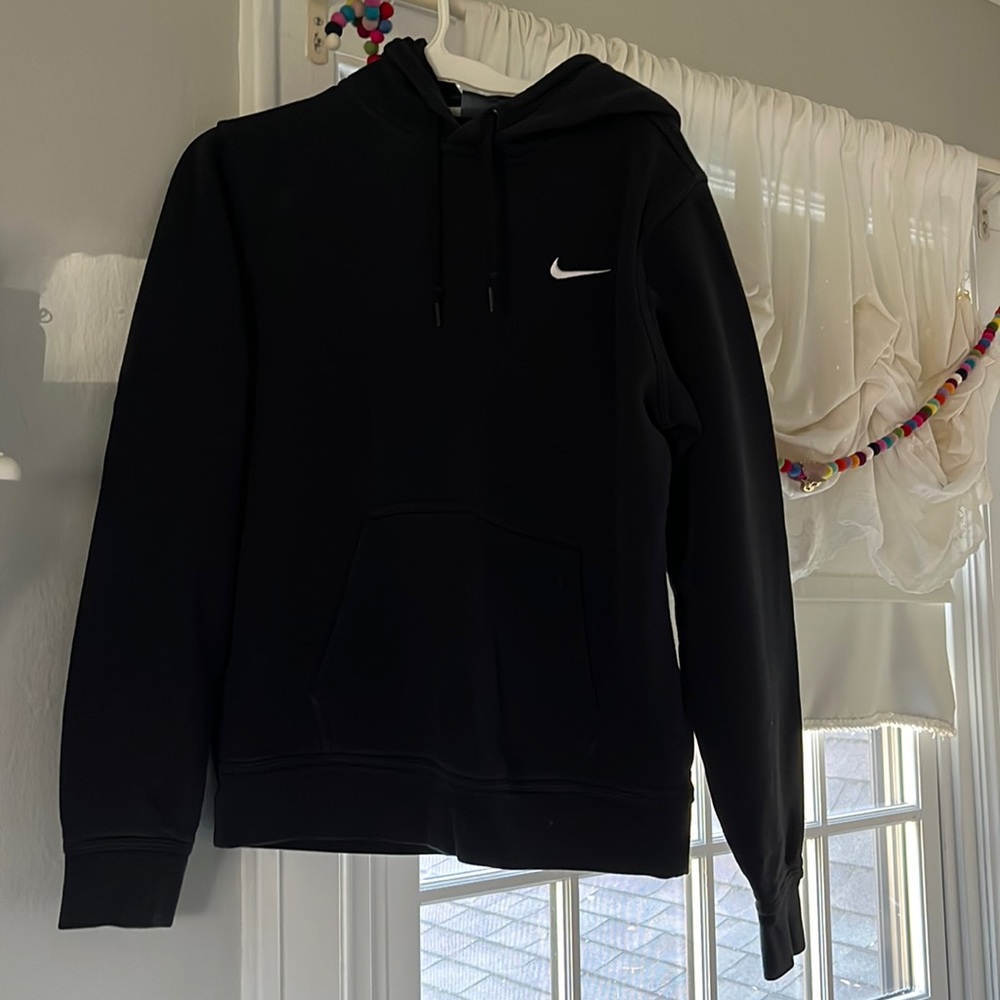 Black Nike hoodie in perfect condition